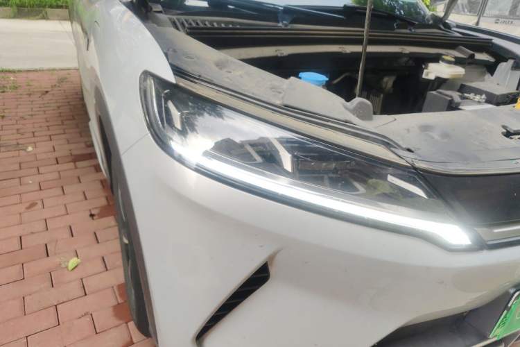 Used BYD Yuan UP 2024 401KM Leading Edition Right Front Headlight