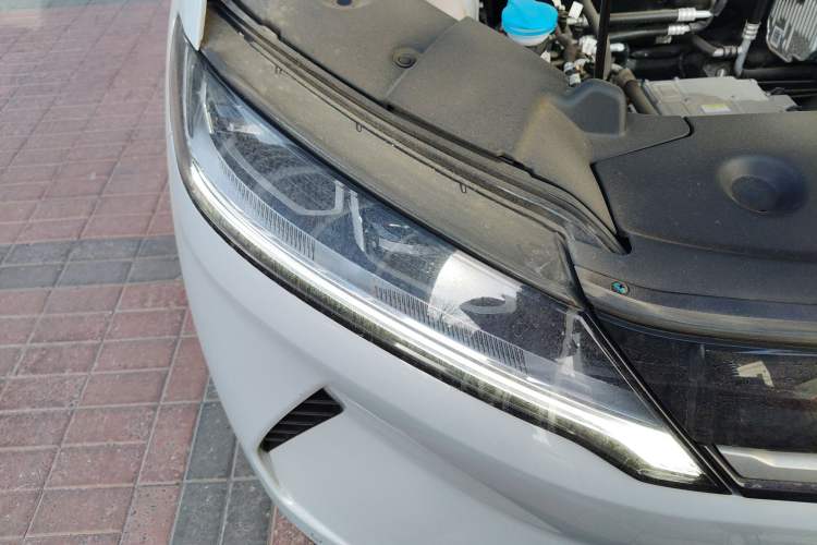Used BYD Yuan UP 2024 401 km Active Version Right Front Headlight