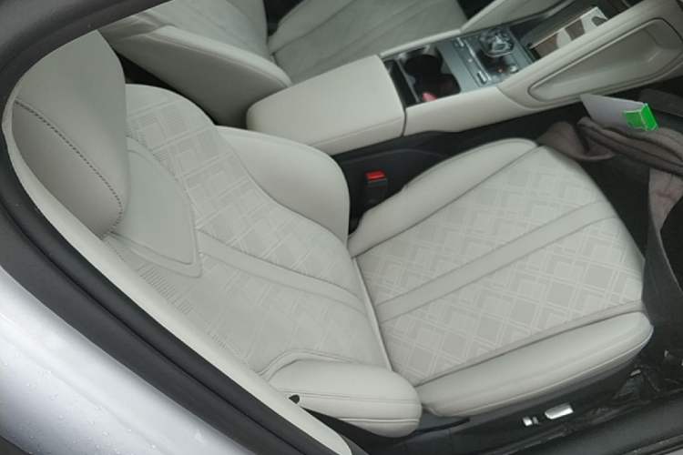 Used BYD Yuan UP 2024 401KM Beyond Edition Right Front Seat