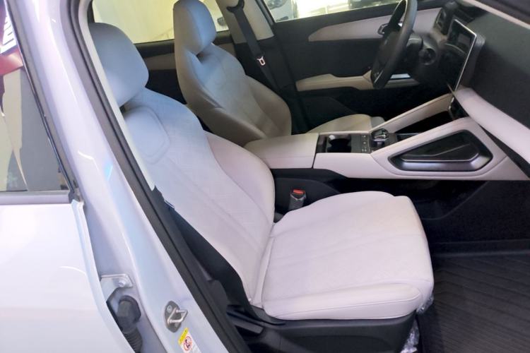 Used BYD Yuan UP 2024 301KM Leading Edition Right Front Seat