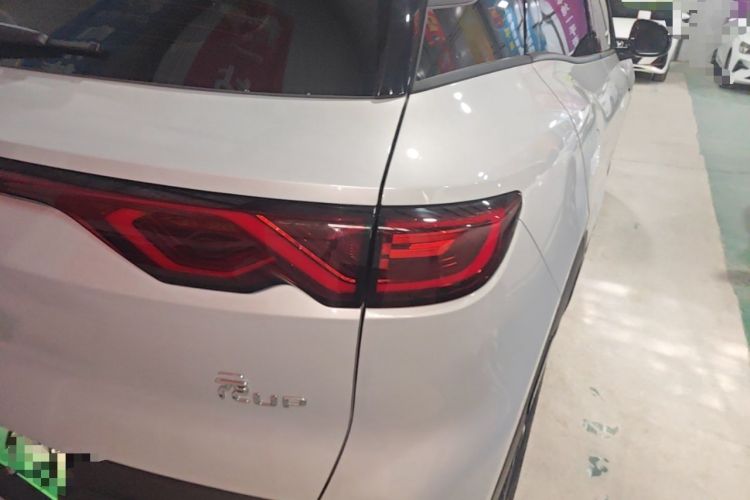 Used BYD Yuan UP 2024 301KM Leading Edition Right Rear Taillight