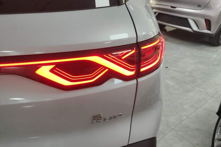 Used BYD Yuan UP 2024 401KM Leading Edition Right Rear Taillight