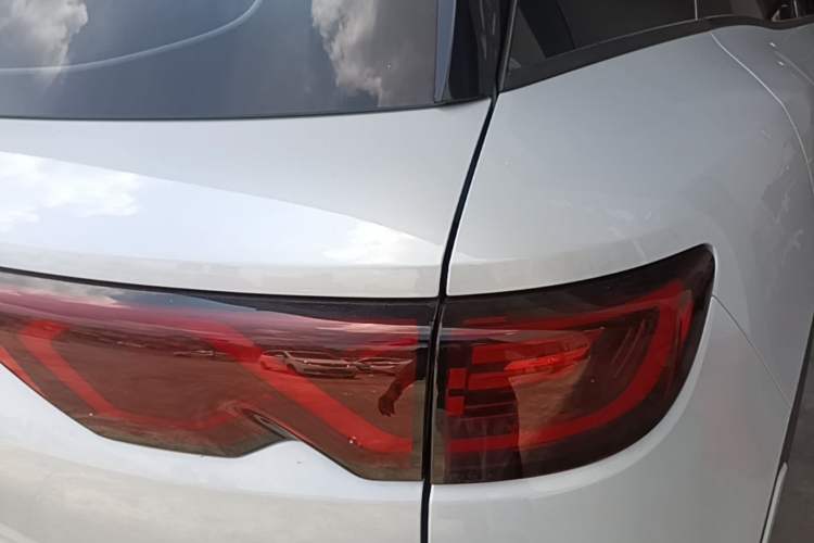 Used BYD Yuan UP 2024 401 km Active Version Right Rear Taillight