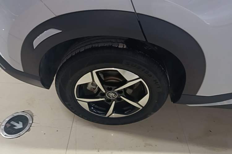 Used BYD Yuan UP 2024 401KM Beyond Edition Right Rear Wheel Hub