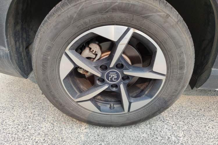 Used BYD Yuan UP 2024 401KM Beyond Edition Right Rear Wheel Hub
