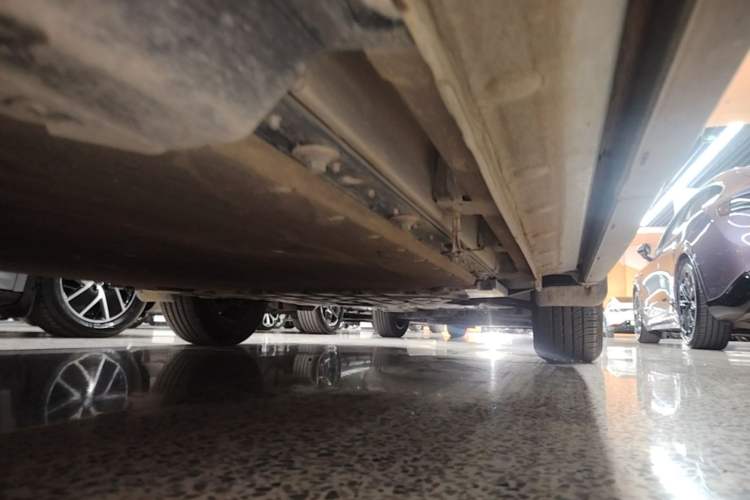 Used BYD Yuan UP 2024 401 km Active Version Right Side Sill