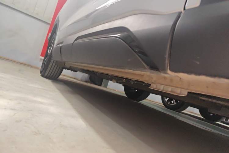 Used BYD Yuan UP 2024 301KM Leading Edition Right Side Sill