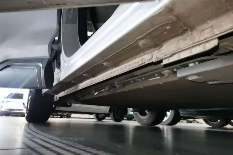 Used BYD Yuan UP 2024 401KM Leading Edition Right Side Sill