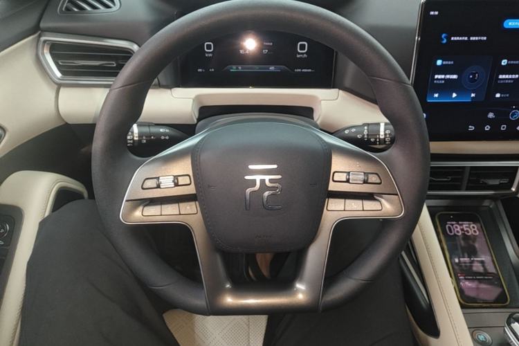 Used BYD Yuan UP 2024 401KM Leading Edition Steering Wheel