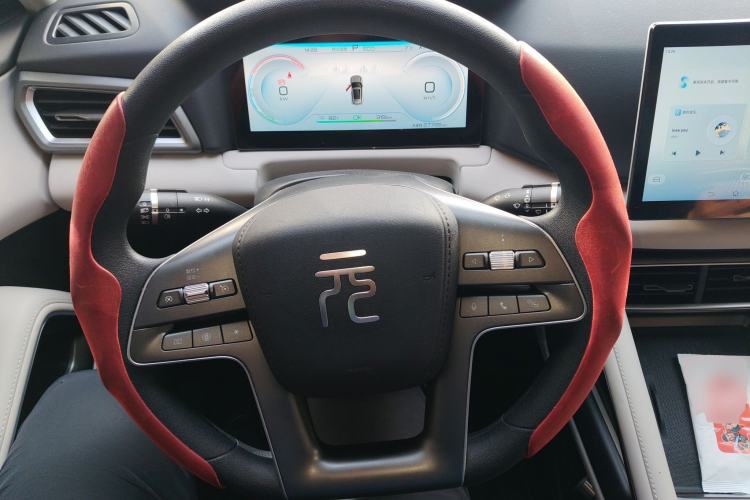 Used BYD Yuan UP 2024 401 km Active Version Steering Wheel