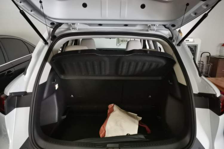 Used BYD Yuan UP 2024 401KM Leading Edition Trunk