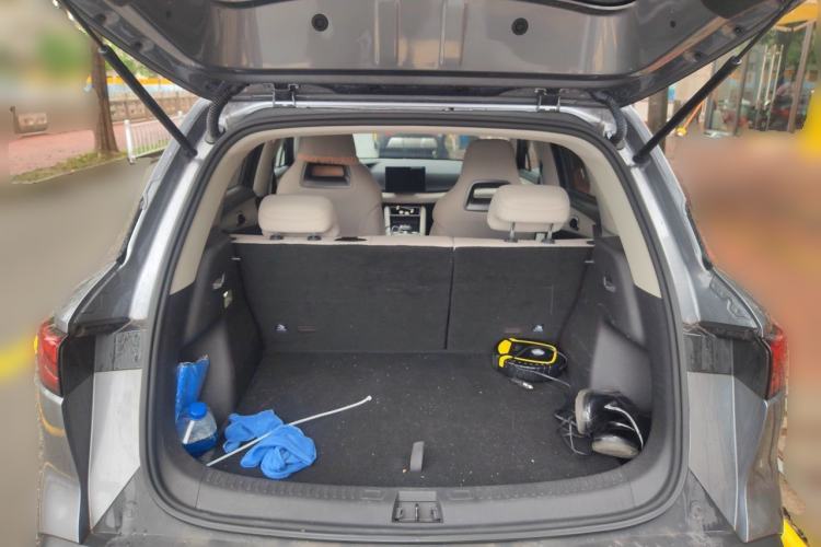 Used BYD Yuan UP 2024 401 km Active Version Trunk