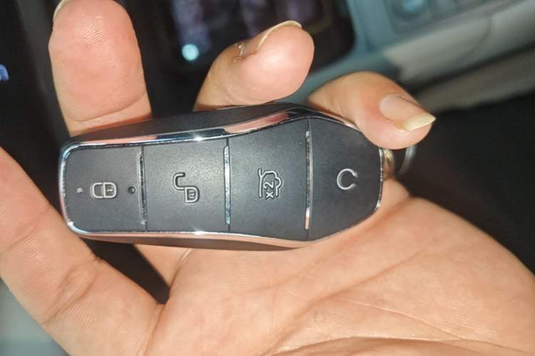 Used BYD Yuan UP 2024 401KM Leading Edition Vehicle Key