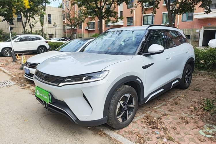 BYD Yuan UP 2024 401KM Leading Edition