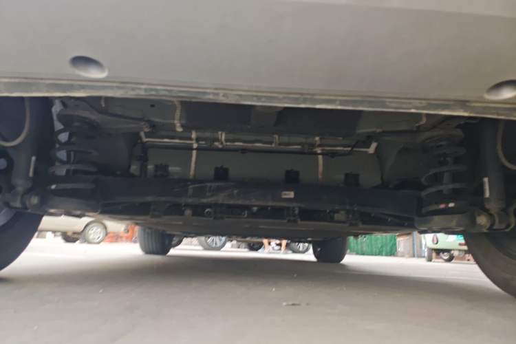 Used BYD Yuan UP 2024 401KM Leading Edition Chassis Rear