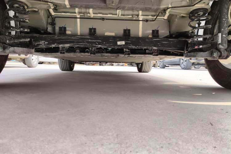 Used BYD Yuan UP 2024 401KM Leading Edition Chassis Rear