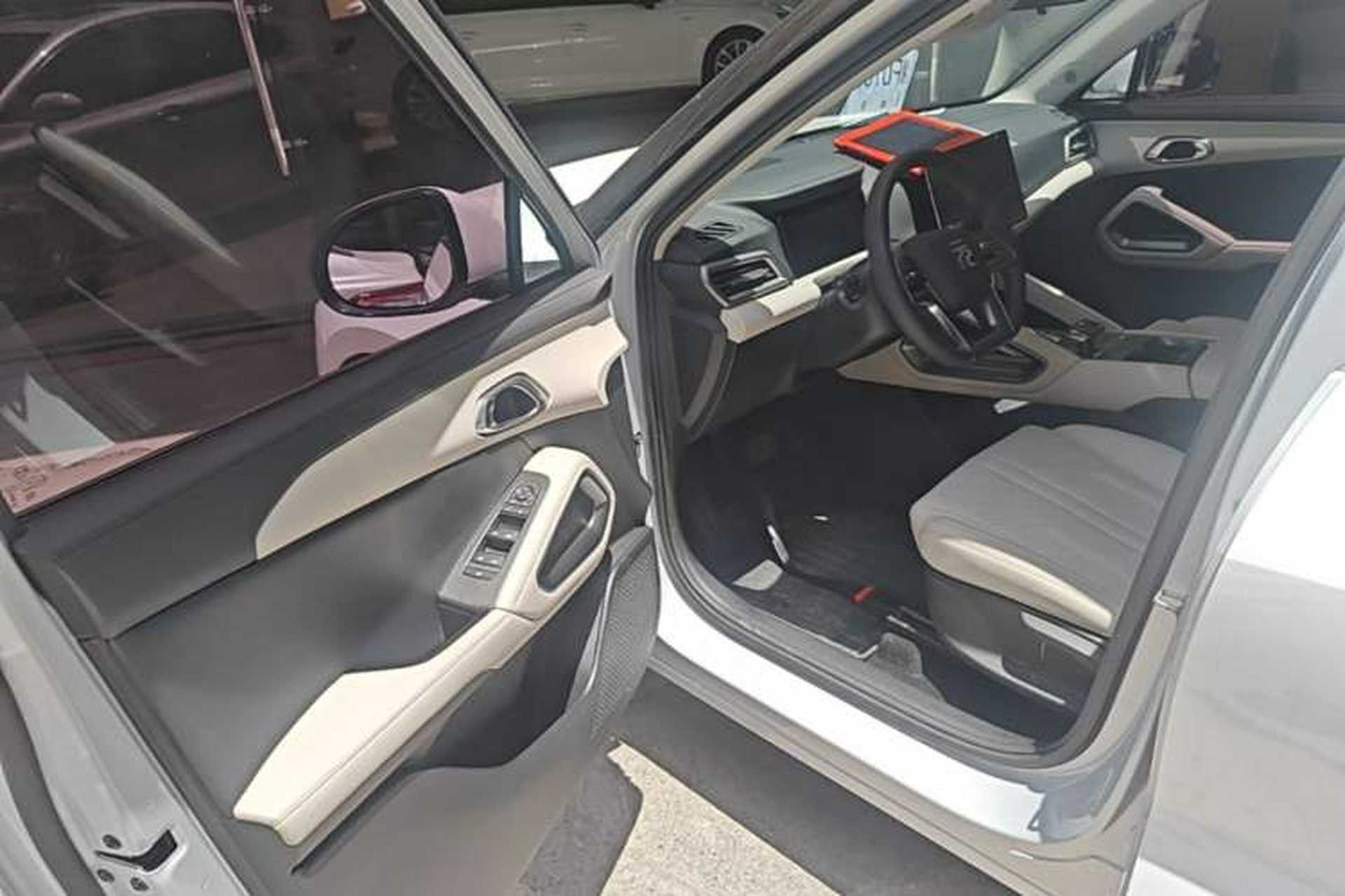 Used BYD Yuan UP 2024 401KM Leading Edition Driver Seat