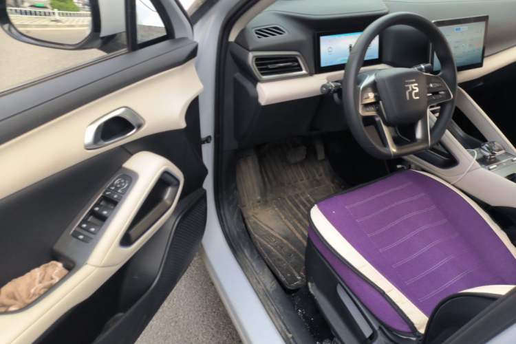 Used BYD Yuan UP 2024 401 km Active Version Driver Seat