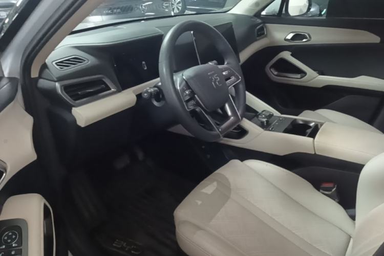 Used BYD Yuan UP 2024 401KM Leading Edition Driver Seat
