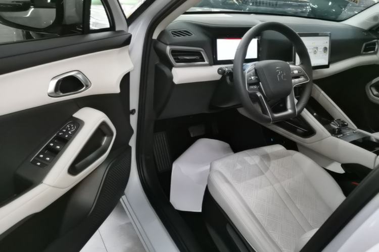 Used BYD Yuan UP 2024 401 km Active Version Driver Seat