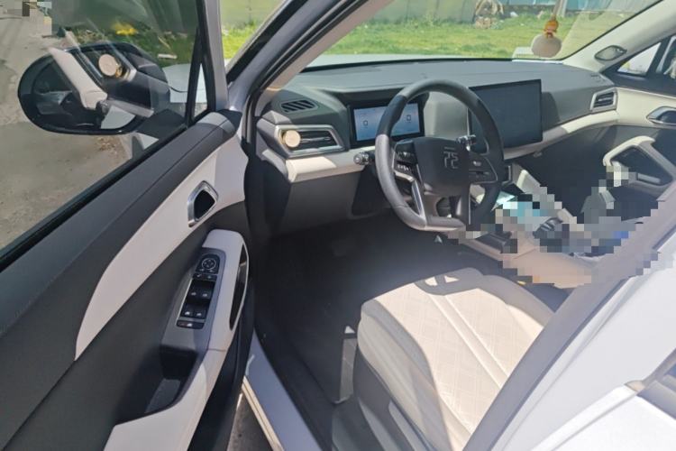 Used BYD Yuan UP 2024 401KM Leading Edition Driver Seat