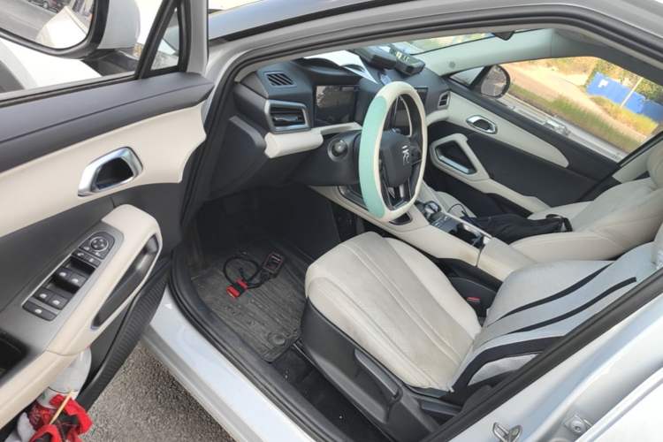 Used BYD Yuan UP 2024 401 km Active Version Driver Seat