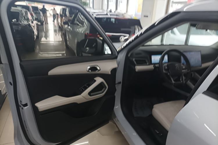 Used BYD Yuan UP 2024 401KM Beyond Edition Driver Seat