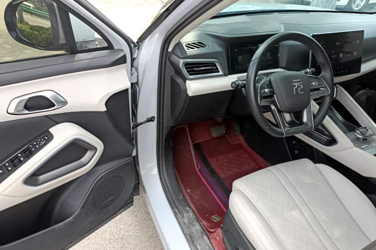 Used BYD Yuan UP 2024 401KM Beyond Edition Driver Seat