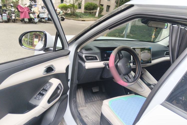 Used BYD Yuan UP 2024 401KM Leading Edition Driver Seat