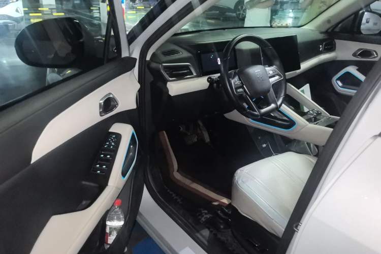 Used BYD Yuan UP 2024 401KM Beyond Edition Driver Seat