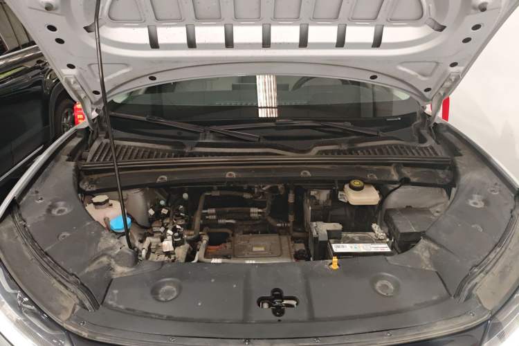 Used BYD Yuan UP 2024 401KM Leading Edition Engine Bay