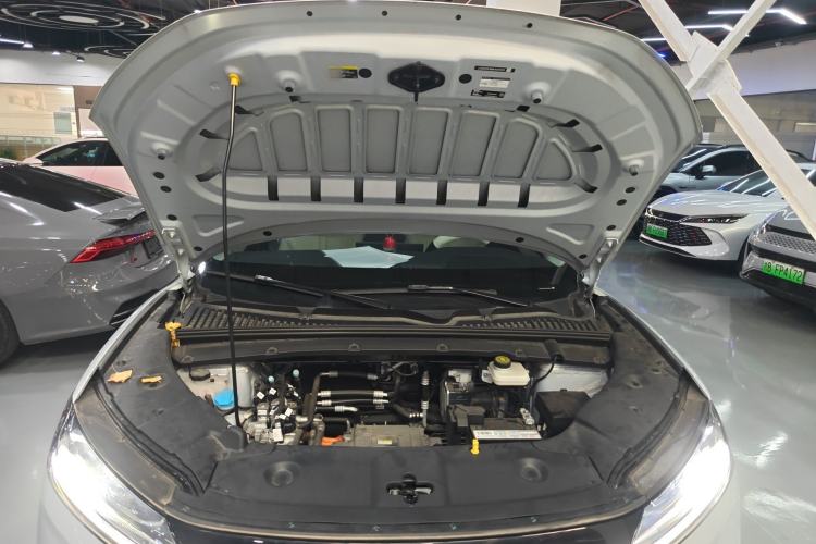 Used BYD Yuan UP 2024 401KM Leading Edition Engine Bay