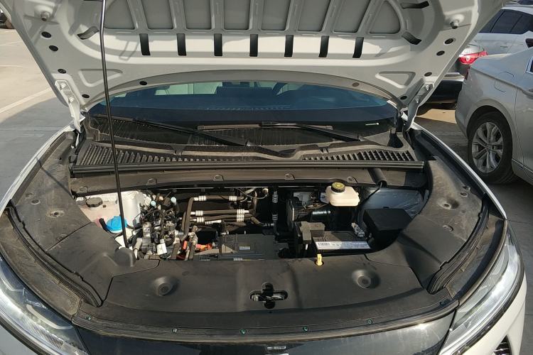 Used BYD Yuan UP 2024 401KM Beyond Edition Engine Bay