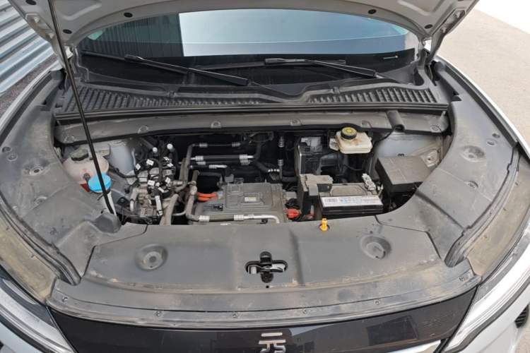 Used BYD Yuan UP 2024 401 km Active Version Engine Bay
