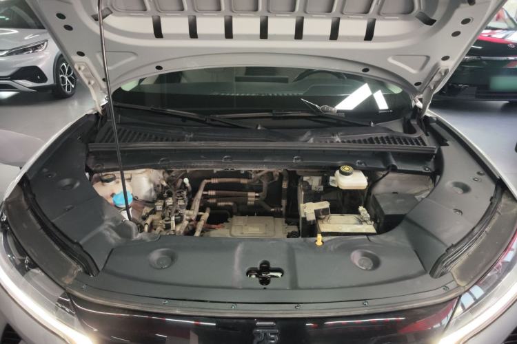 Used BYD Yuan UP 2024 401KM Leading Edition Engine Bay