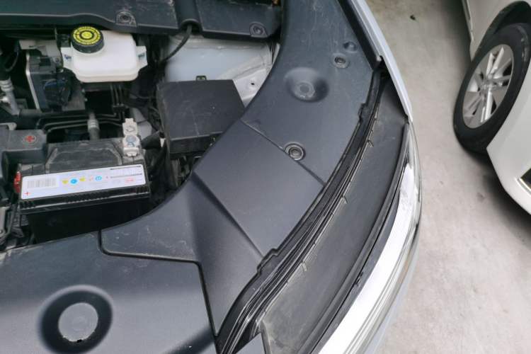 Used BYD Yuan UP 2024 401 km Active Version Engine Bay Left