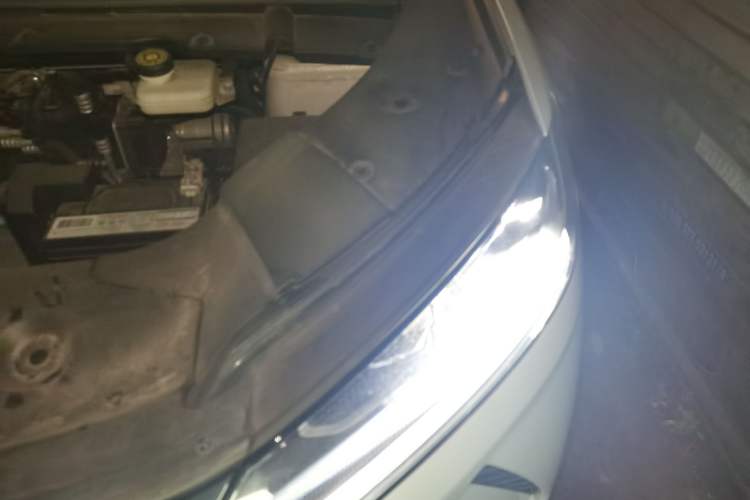 Used BYD Yuan UP 2024 401KM Leading Edition Engine Bay Left
