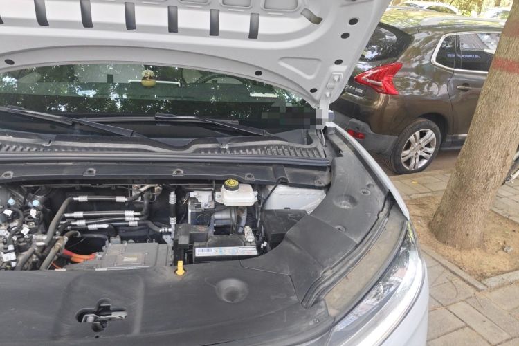 Used BYD Yuan UP 2024 401 km Active Version Engine Bay Left