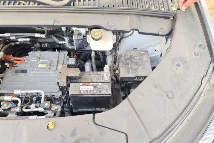 Used BYD Yuan UP 2024 401 km Active Version Engine Bay Left