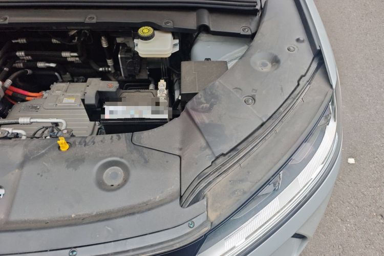 Used BYD Yuan UP 2024 401 km Active Version Engine Bay Left