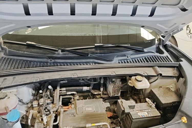 Used BYD Yuan UP 2024 401KM Leading Edition Engine Bay