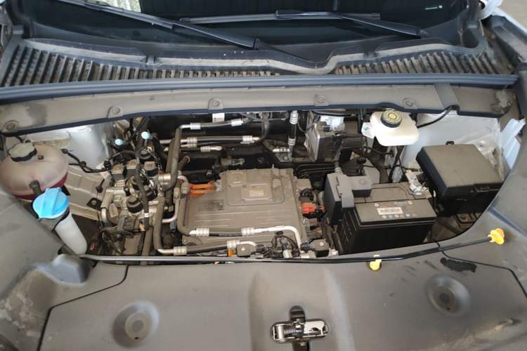 Used BYD Yuan UP 2024 401 km Active Version Engine Bay