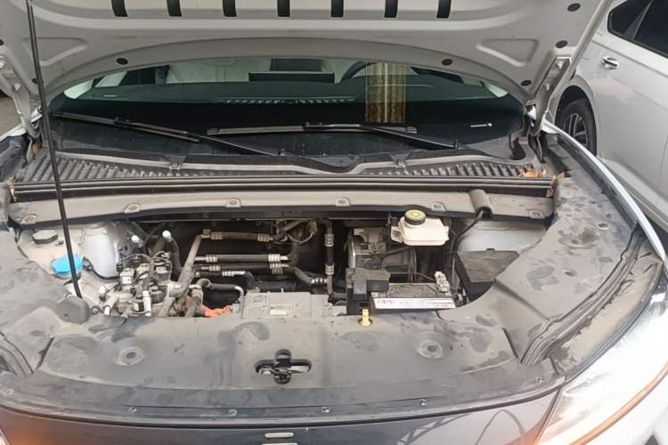 Used BYD Yuan UP 2024 401KM Leading Edition Engine Bay