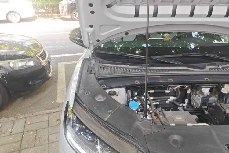 Used BYD Yuan UP 2024 401 km Active Version Engine Bay Right