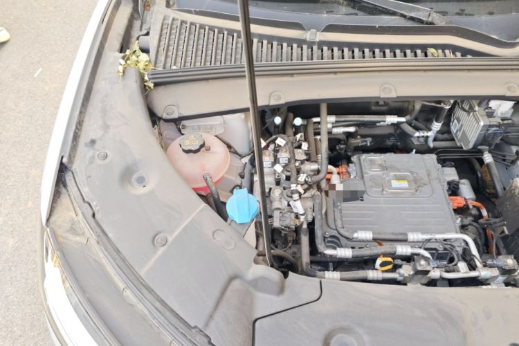 Used BYD Yuan UP 2024 401 km Active Version Engine Bay Right