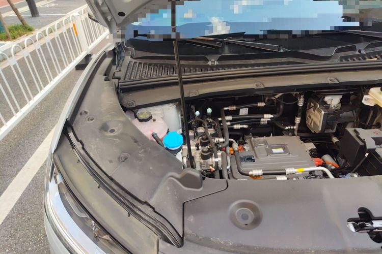 Used BYD Yuan UP 2024 401KM Beyond Edition Engine Bay Right