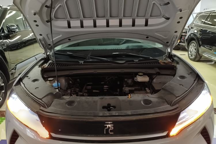 Used BYD Yuan UP 2024 401KM Beyond Edition Engine Bay