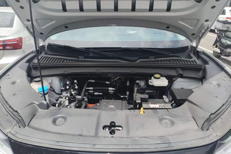 Used BYD Yuan UP 2024 401KM Beyond Edition Engine Bay