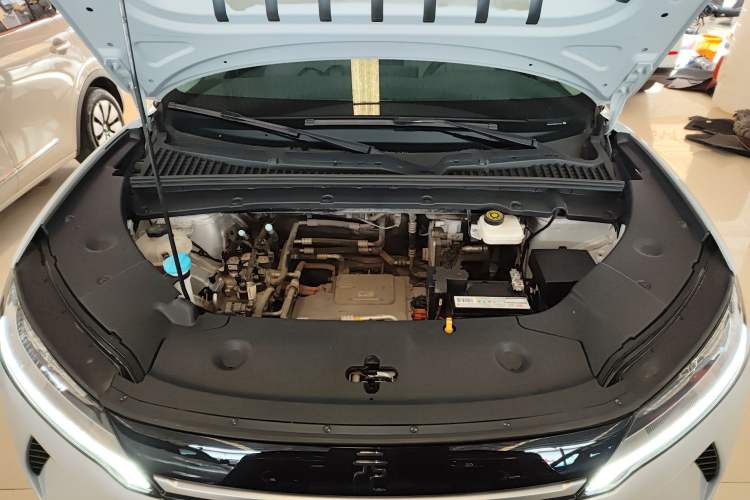 Used BYD Yuan UP 2024 401KM Beyond Edition Engine Bay