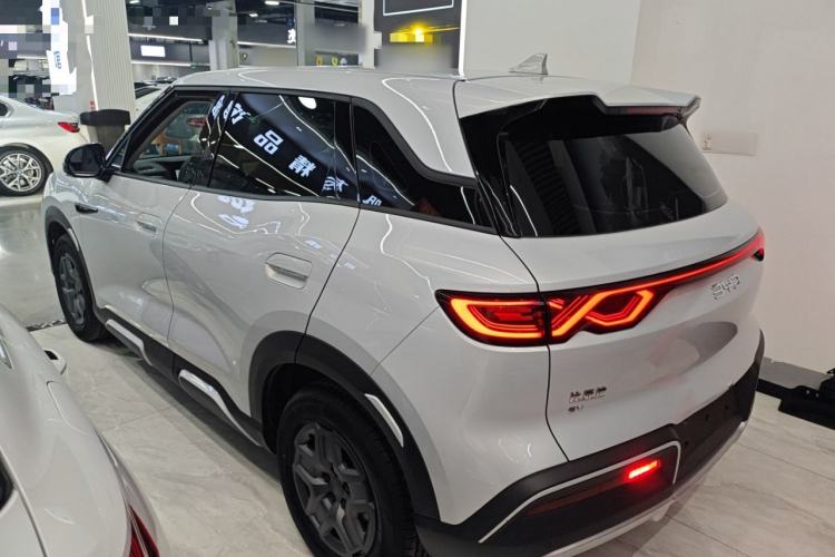 Used BYD Yuan UP 2024 401 km Active Version Exterior 2